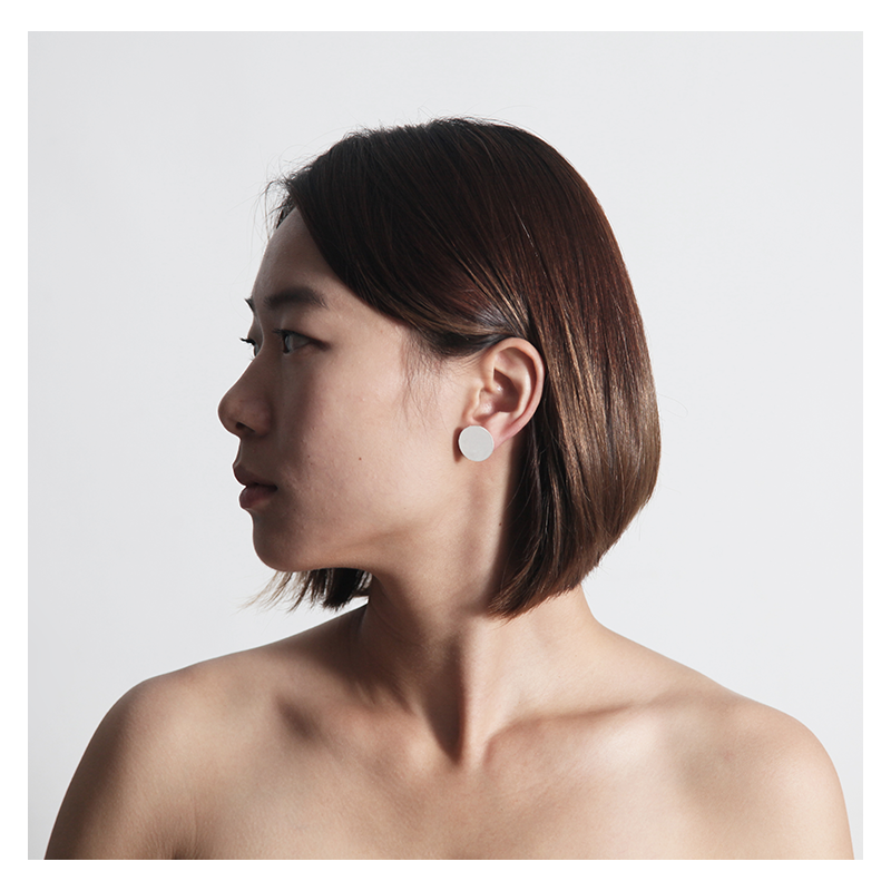 22 DESIGN STUDIO Concrete Earrings - Mirror Flat White | the OBJECT ROOM