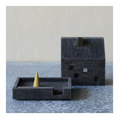 PULL PUSH PRODUCTS Cottage Incense Pot - Sumi Black | the OBJECT ROOM