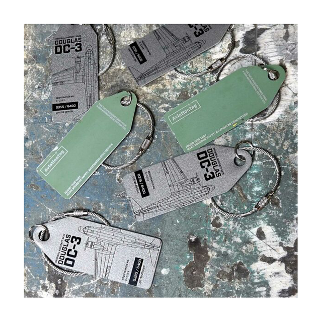 AVIATIONTAG Douglas DC-3 - D-CXXX - Silver (Raisin Bomber) | the OBJECT ROOM