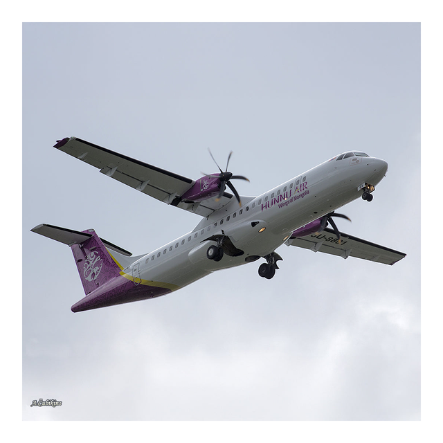 AVIATIONTAG ATR72 - 2-JUCE - Violet (Hunnu Air)