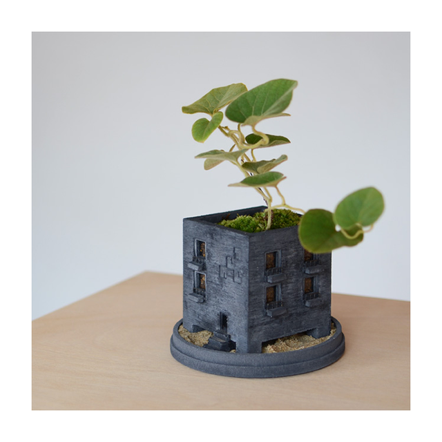 PULL PUSH PRODUCTS Sunaba Saucer Medium - Sumi Black | the OBJECT ROOM