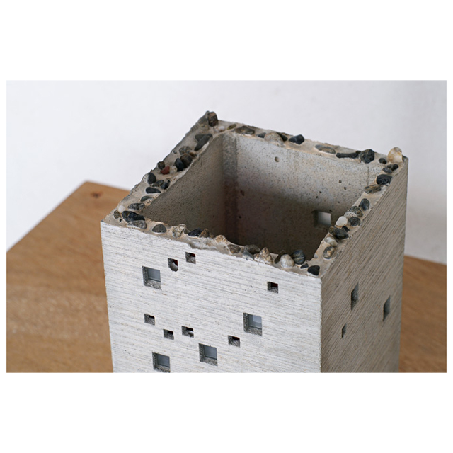 PULL PUSH PRODUCTS Building Candle Holder