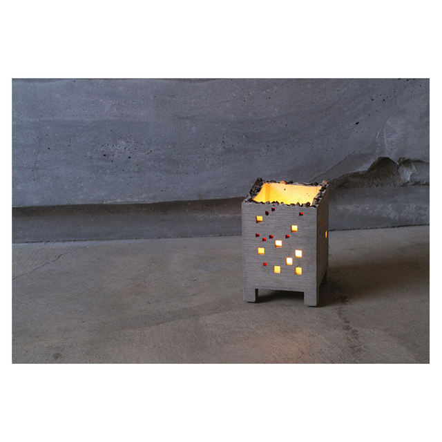 PULL PUSH PRODUCTS Building Candle Holder