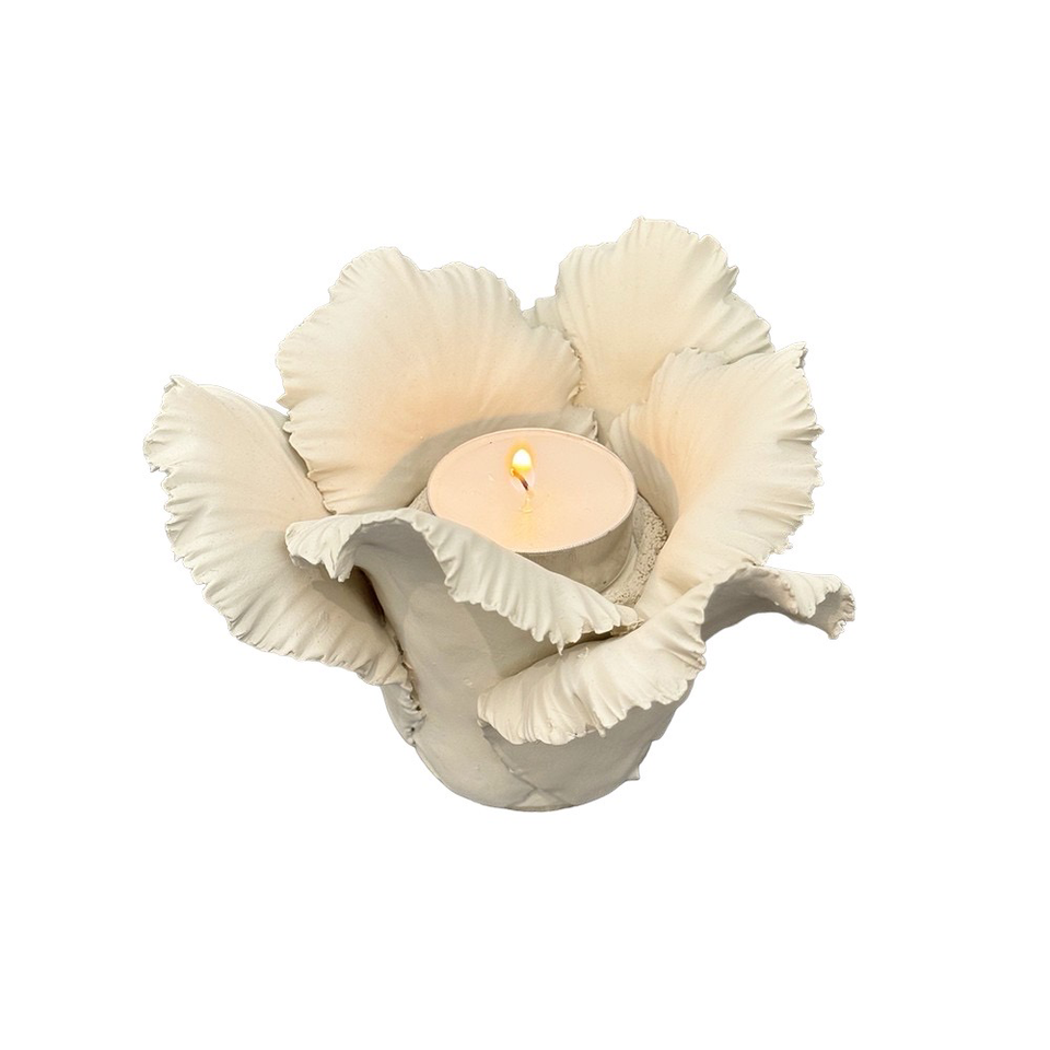 KIDDEE TAMDEE Daffodil Candle Holder - Natural