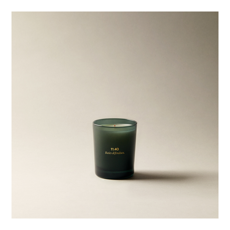 D'ORSAY Scented Candle 190gm - 11:40 Baies defendues | the OBJECT ROOM