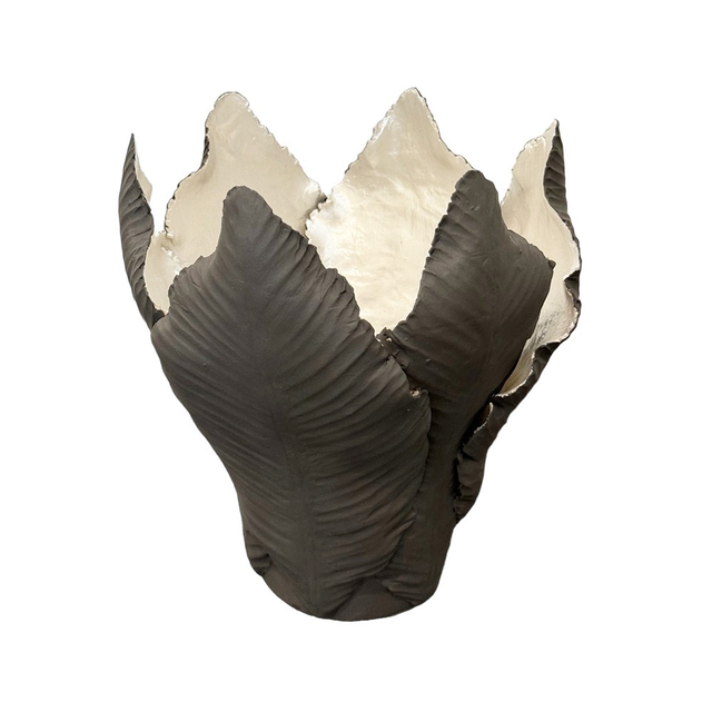 KIDDEE TAMDEE Leaf Candle Holder L - Grey Pearl | the OBJECT ROOM