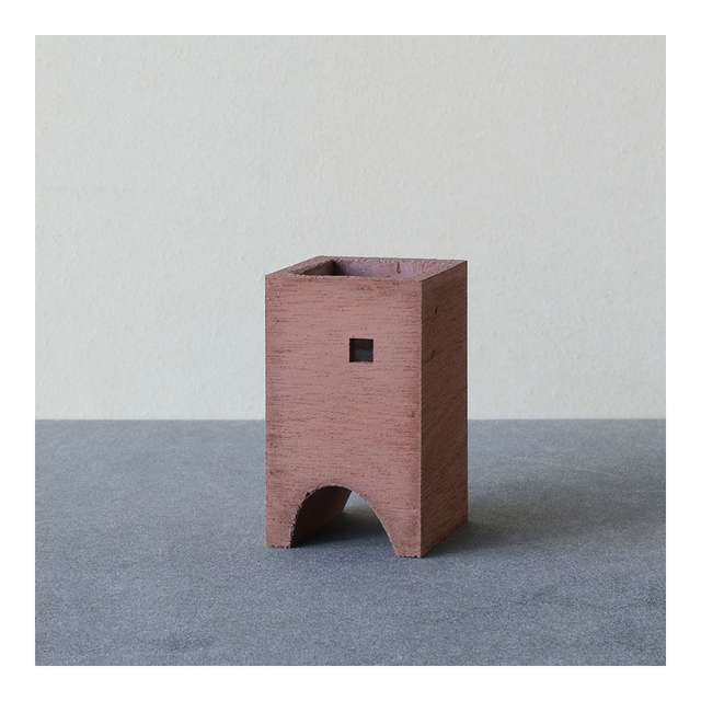 PULL PUSH PRODUCTS Tunnel Planter