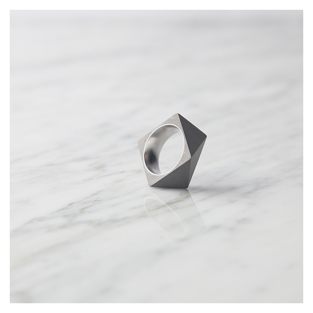 22 DESIGN STUDIO Concrete Ring - Polygon | the OBJECT ROOM