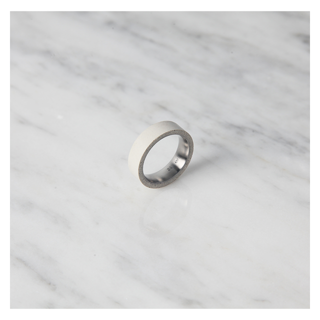 22 DESIGN STUDIO Concrete Ring - Tube Thin White | the OBJECT ROOM